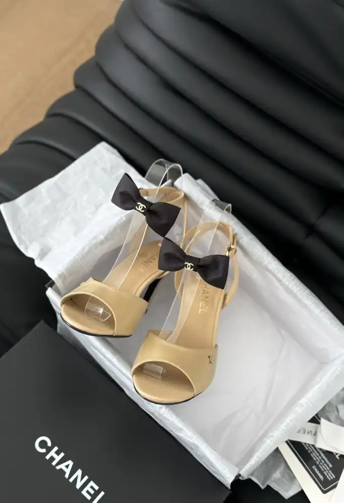 hype Chanel High Heels