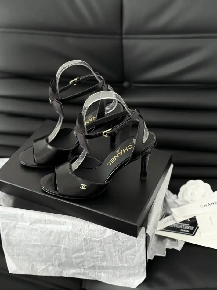 hype Chanel High Heels