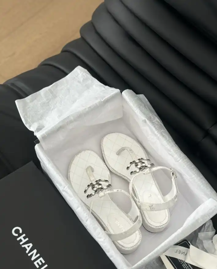 hype Chanel High Heels