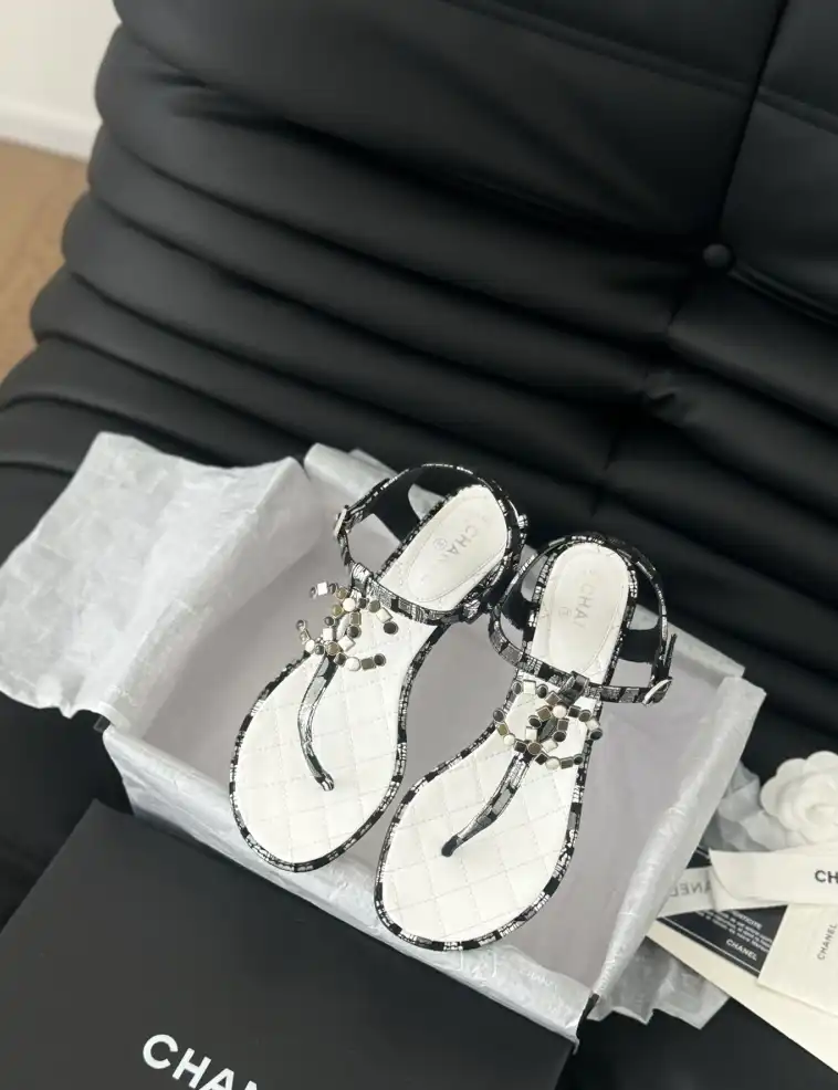 hype Chanel High Heels