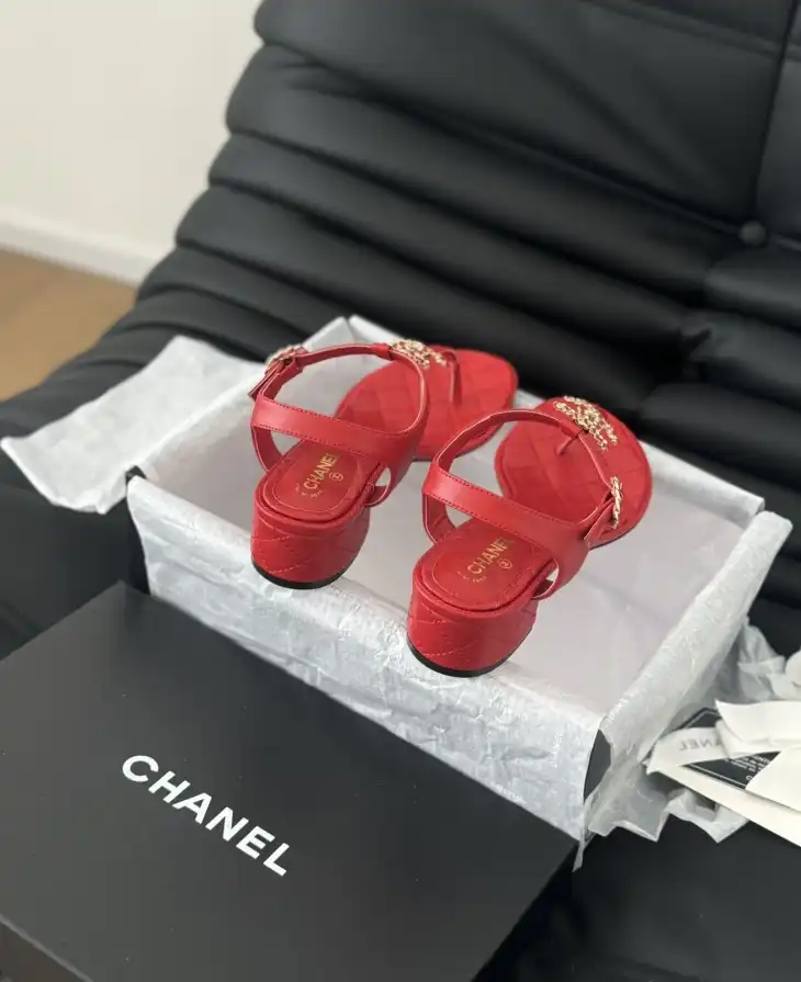 hype Chanel High Heels