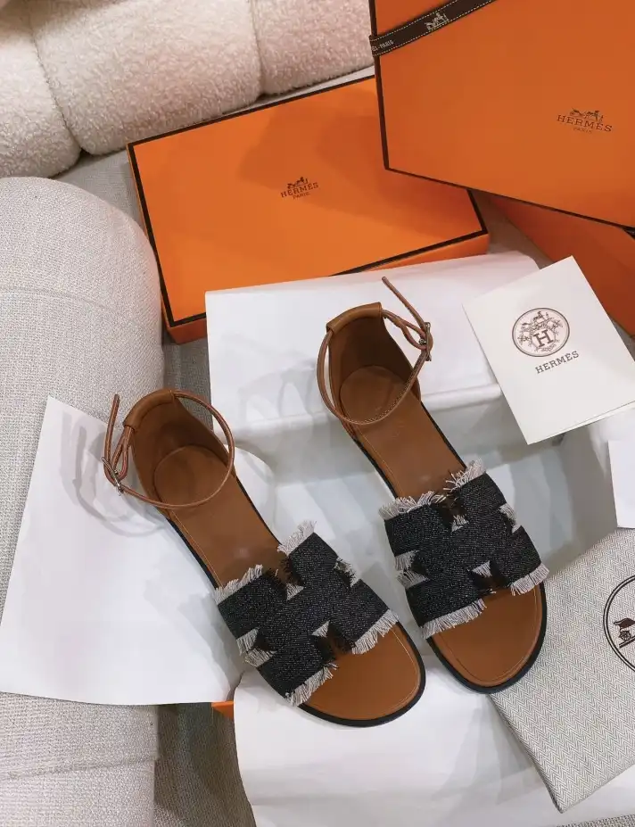 hype Hermes Slippers