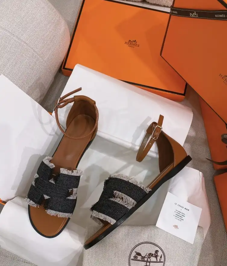 hype Hermes Slippers