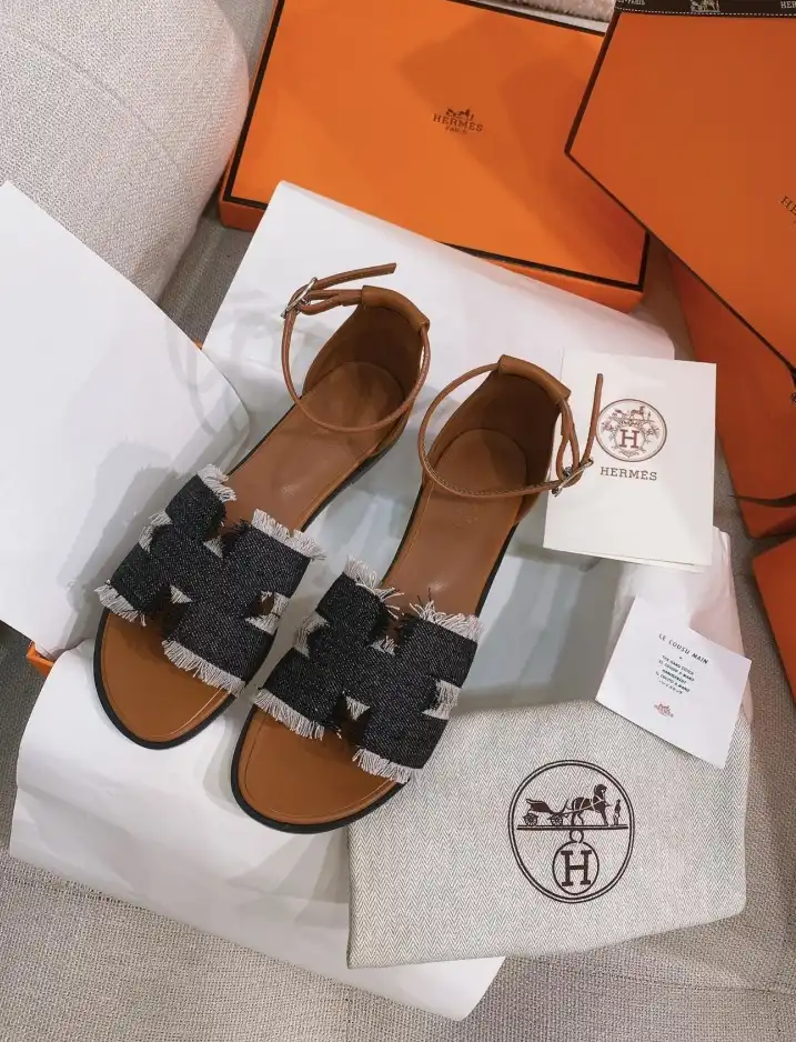 hype Hermes Slippers