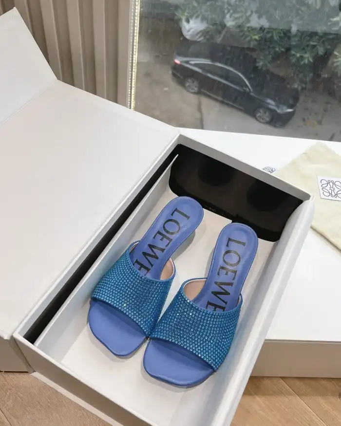 hype Loewe Slippers