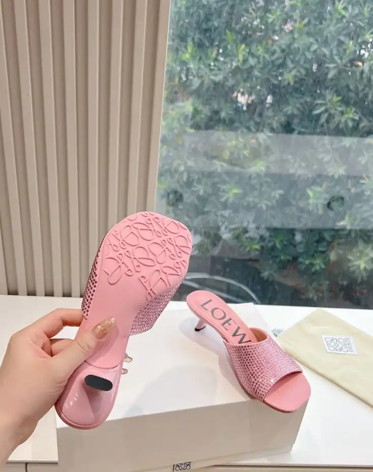 hype Loewe Slippers