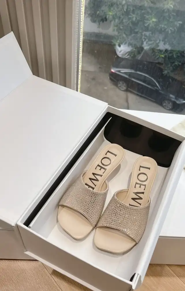 hype Loewe Slippers