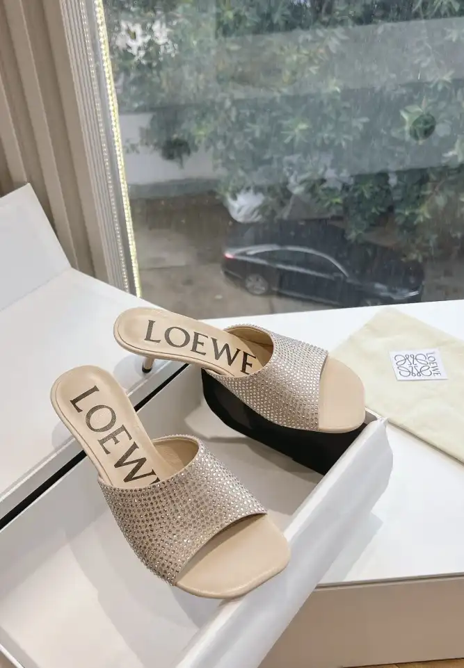 hype Loewe Slippers