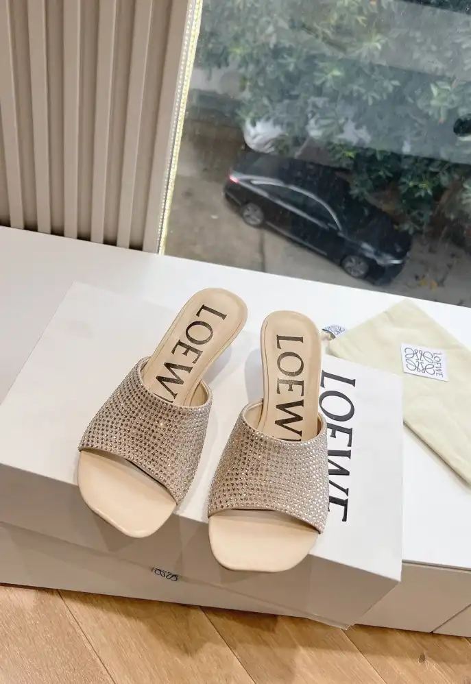 hype Loewe Slippers