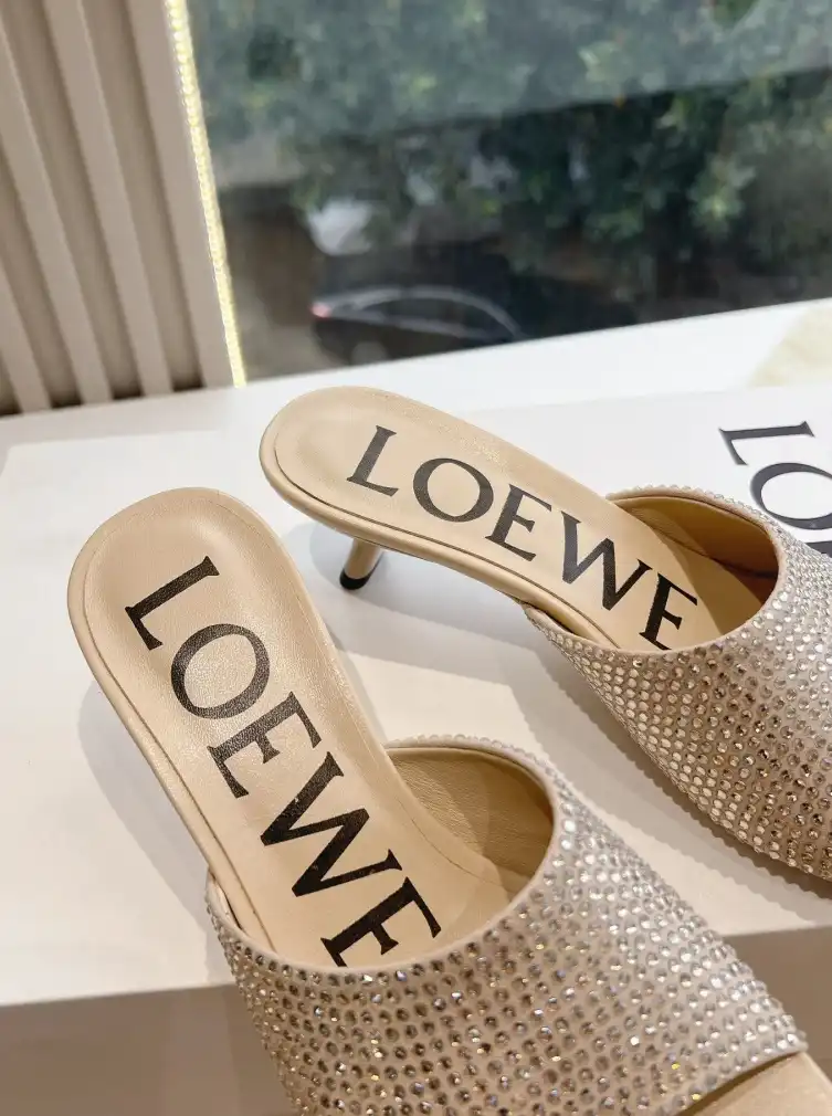 hype Loewe Slippers