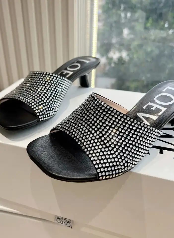 hype Loewe Slippers