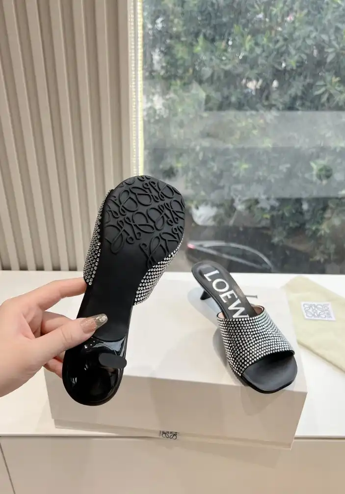 hype Loewe Slippers