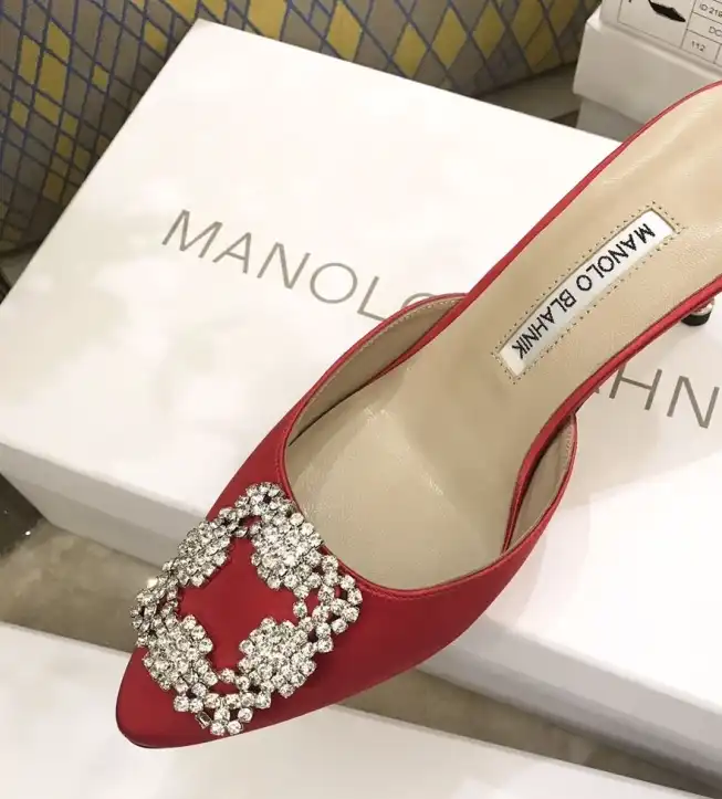 hype Manolo Blahnik High Heels