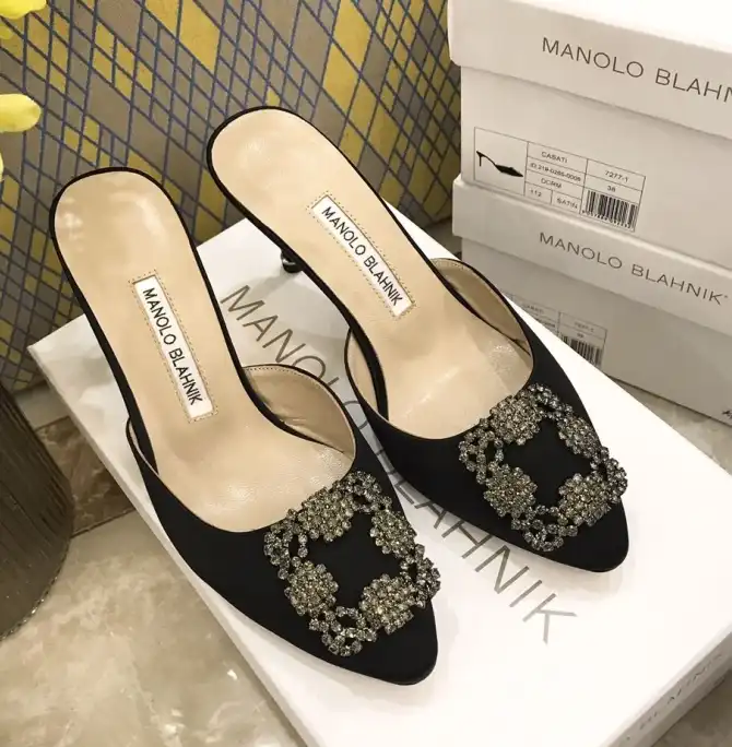 hype Manolo Blahnik High Heels