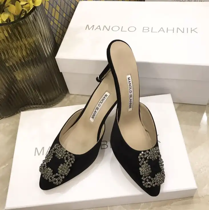 hype Manolo Blahnik High Heels