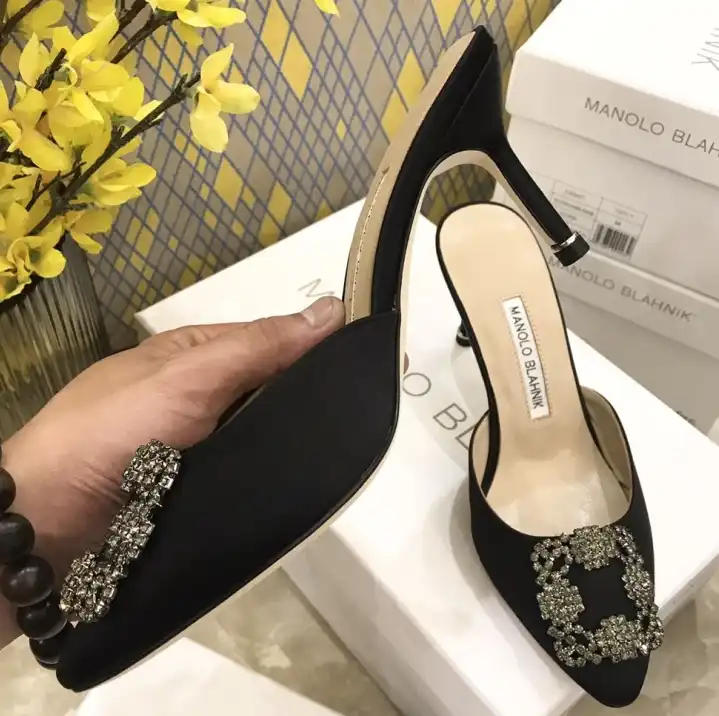 hype Manolo Blahnik High Heels