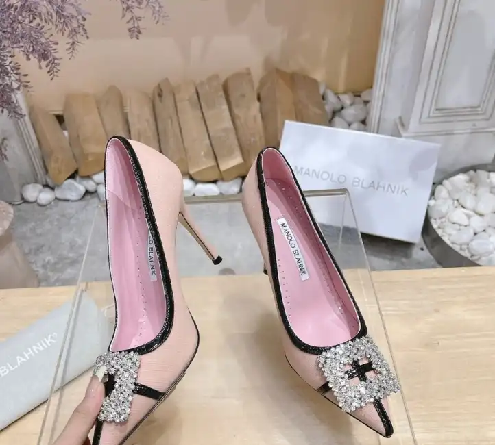 hype Manolo Blahnik High Heels