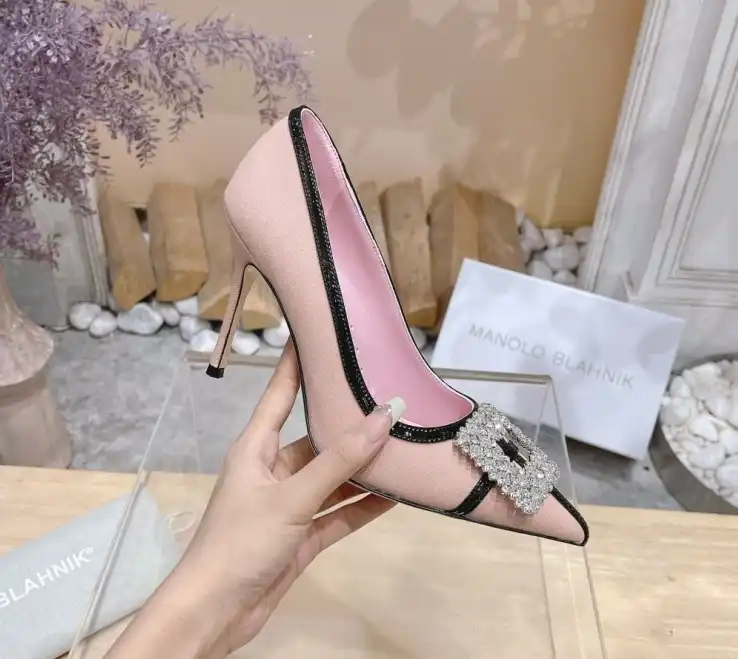 hype Manolo Blahnik High Heels