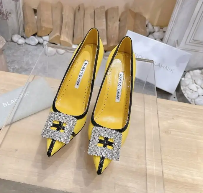 hype Manolo Blahnik High Heels