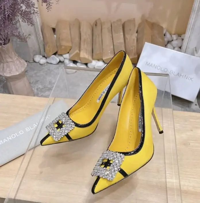 hype Manolo Blahnik High Heels