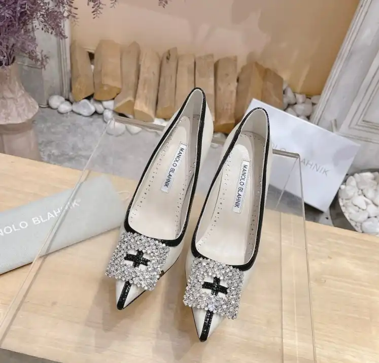 hype Manolo Blahnik High Heels