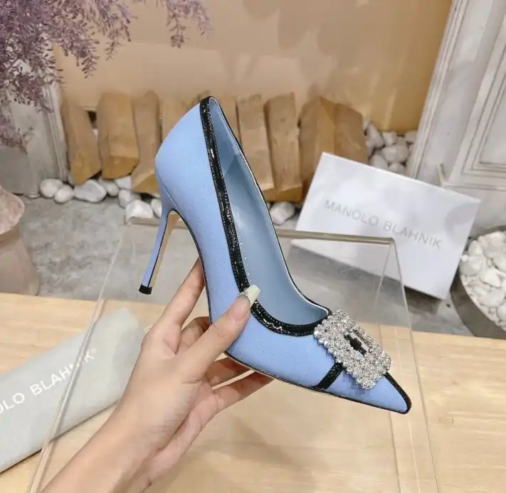 hype Manolo Blahnik High Heels