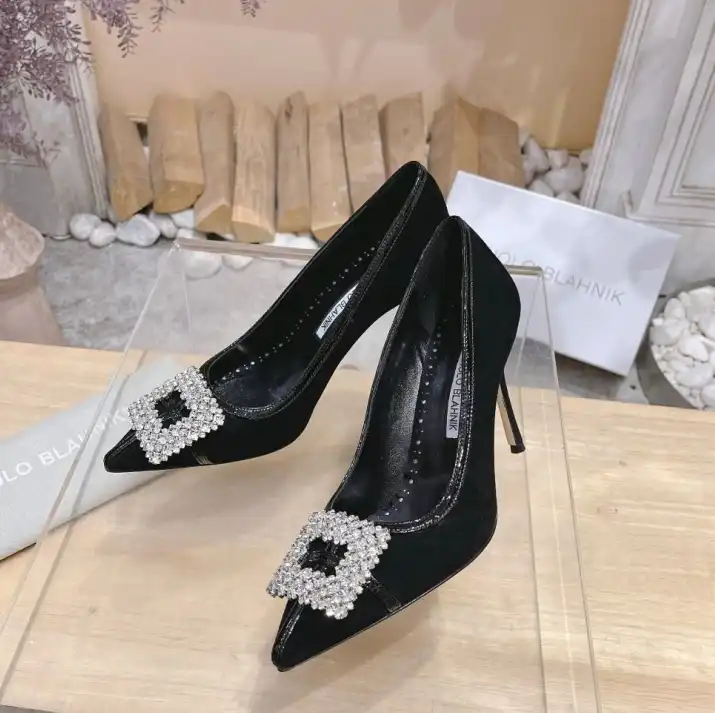 hype Manolo Blahnik High Heels