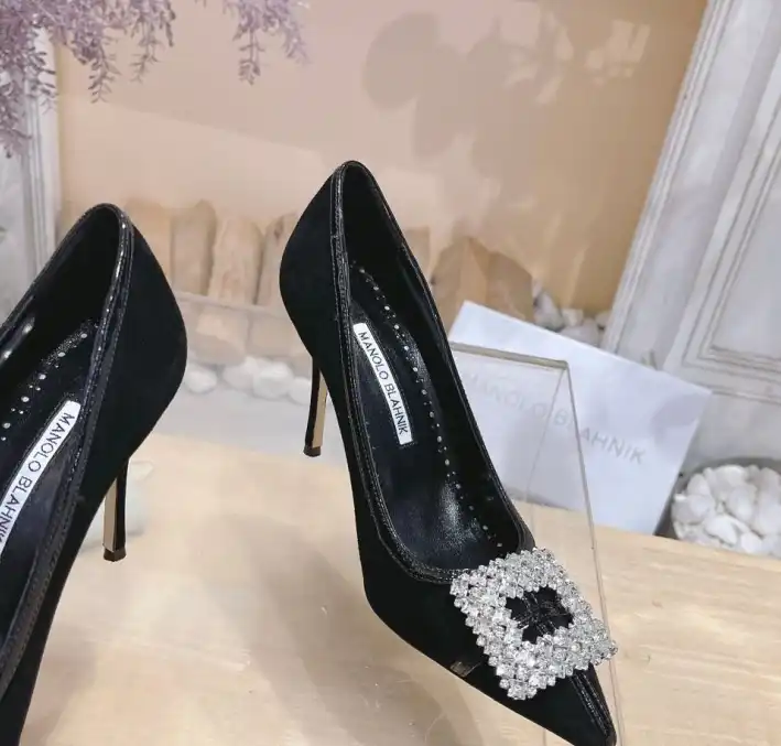 hype Manolo Blahnik High Heels