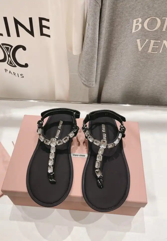 hype Miu Miu Sandals