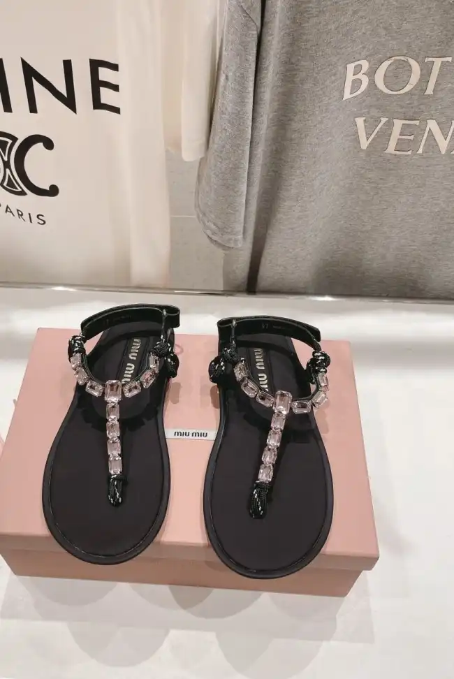 hype Miu Miu Sandals