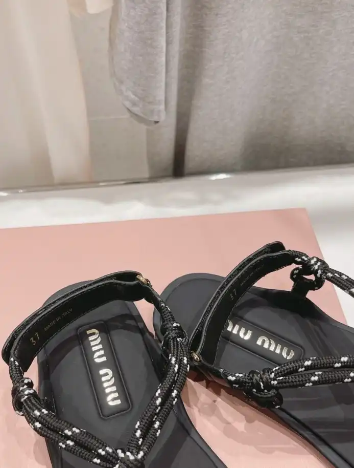 hype Miu Miu Sandals