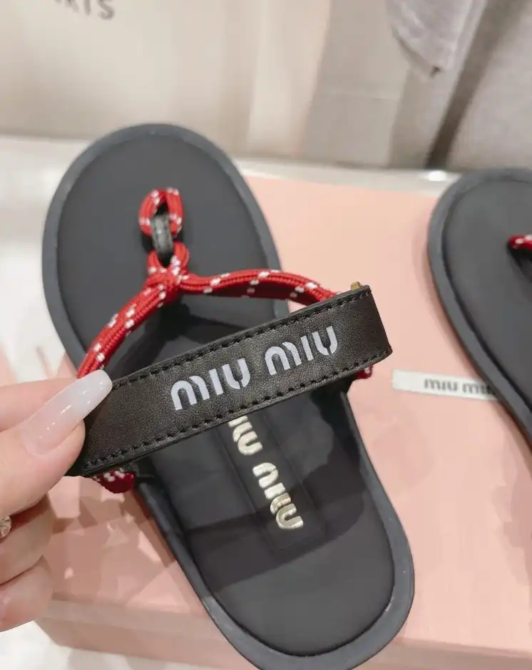 hype Miu Miu Sandals