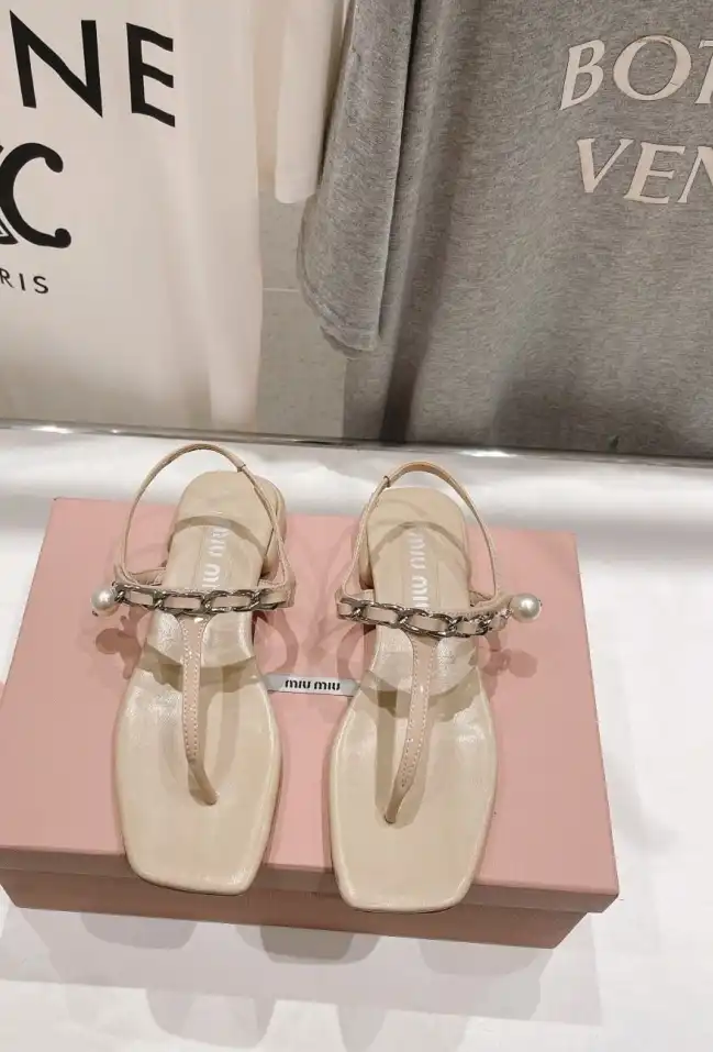 hype Miu Miu Sandals