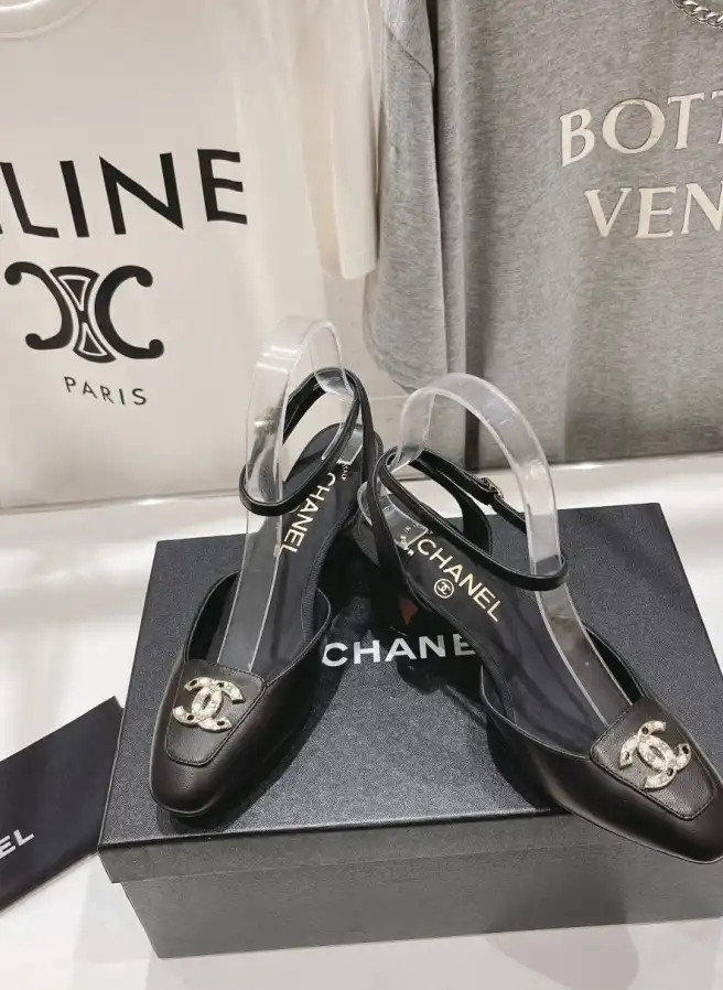 hype Chanel High Heels