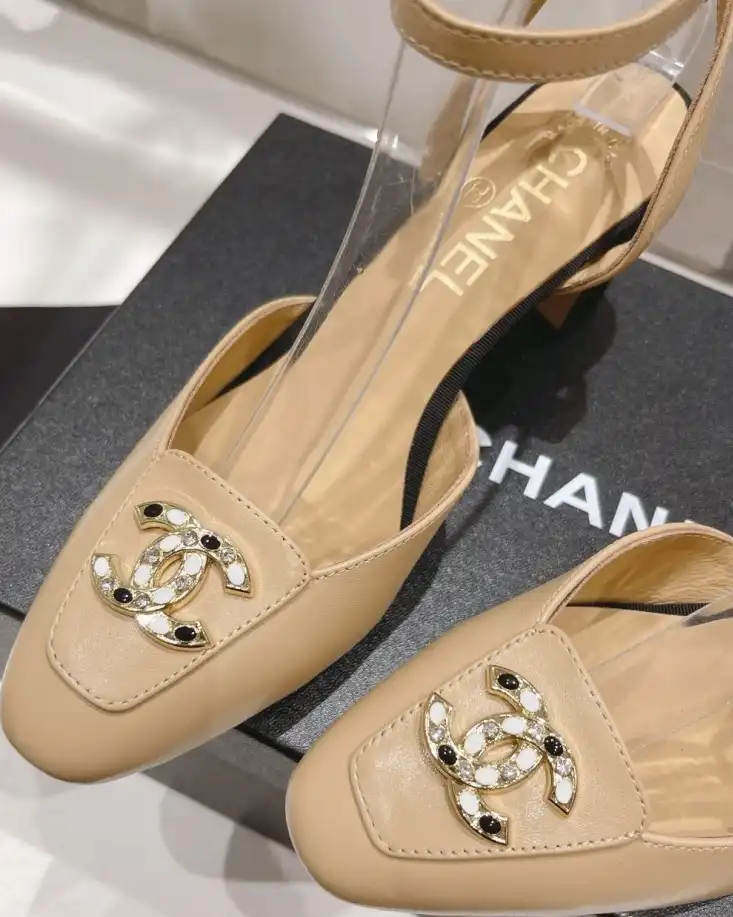 hype Chanel High Heels