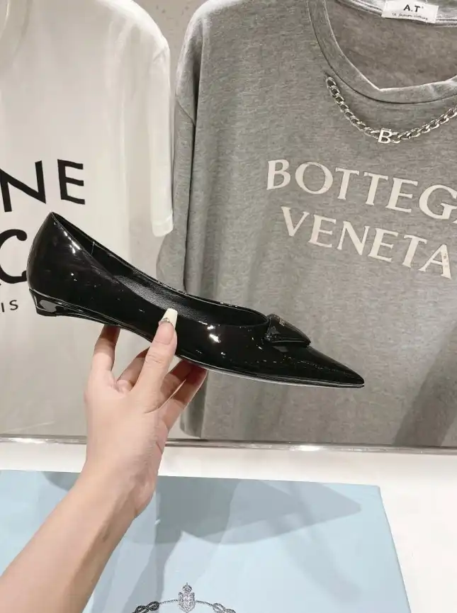 hype Prada flat shoes