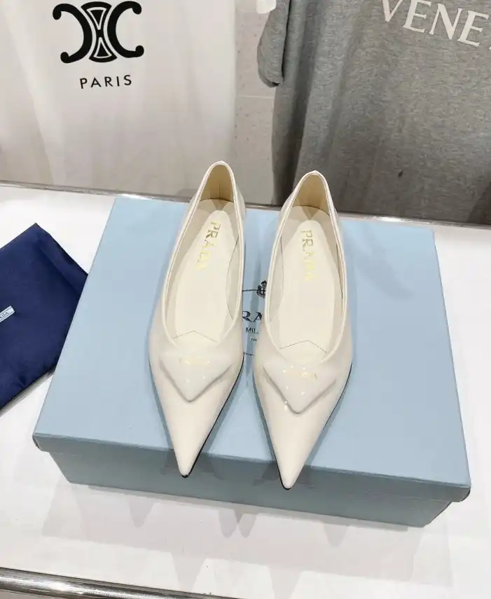 hype Prada flat shoes