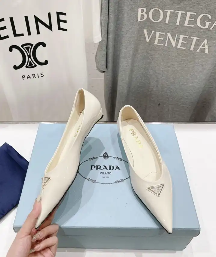 hype Prada flat shoes