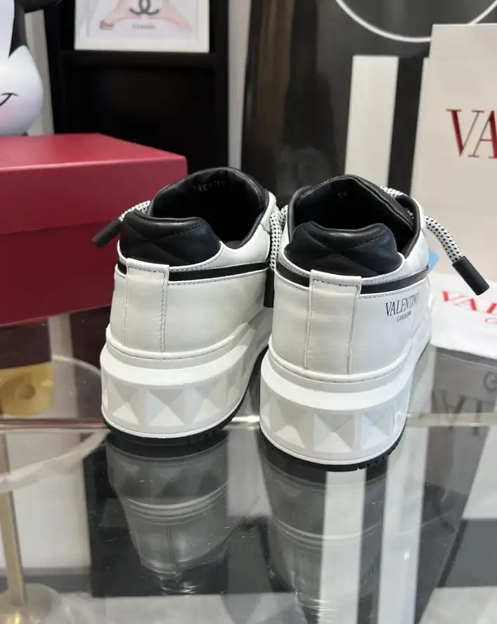 hype Valentino Casual Shoes