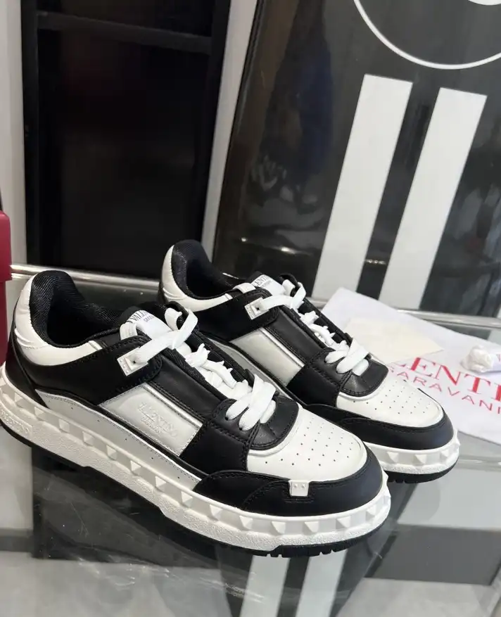 hype Valentino Casual Shoes