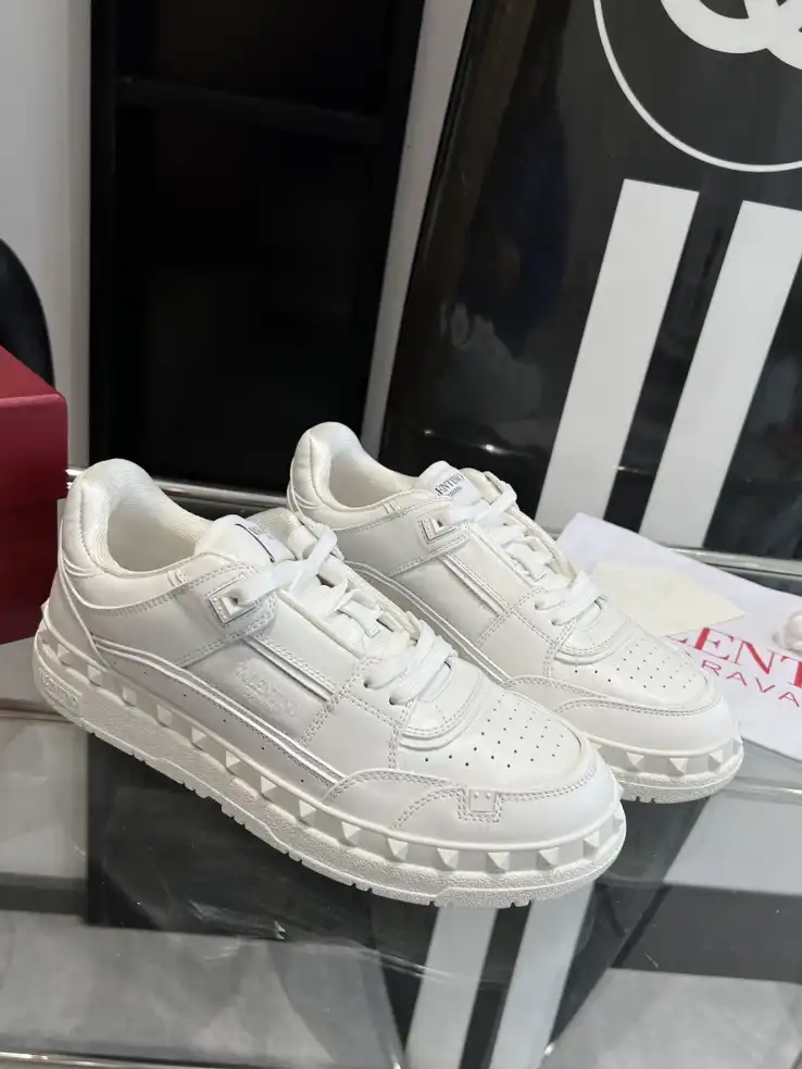 hype Valentino Casual Shoes