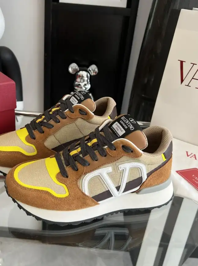 hype Valentino Casual Shoes