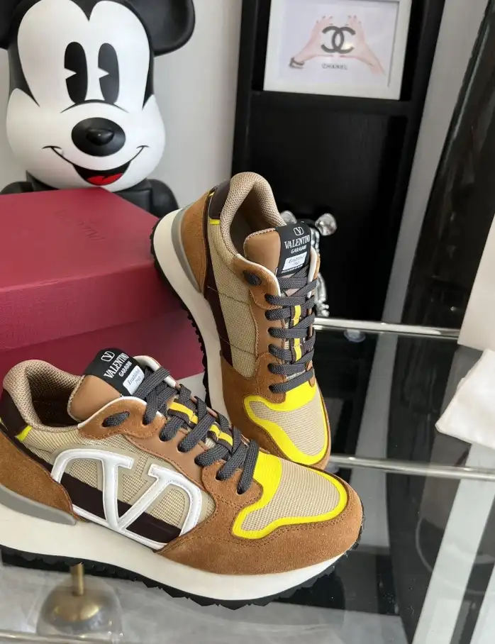 hype Valentino Casual Shoes