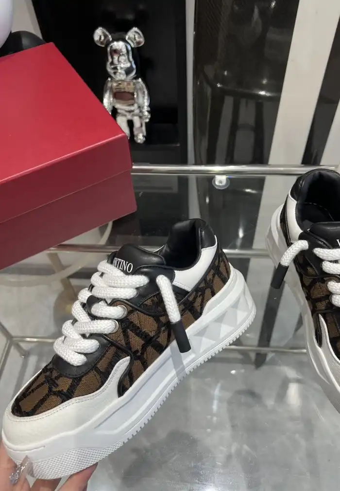 hype Valentino Casual Shoes