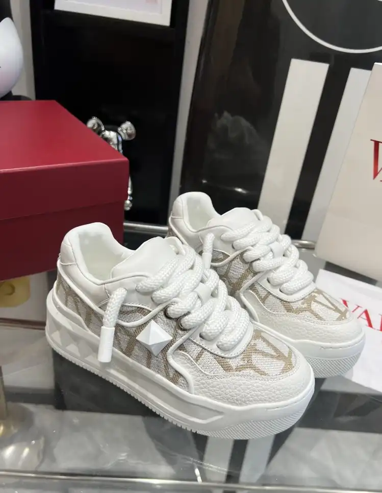 hype Valentino Casual Shoes