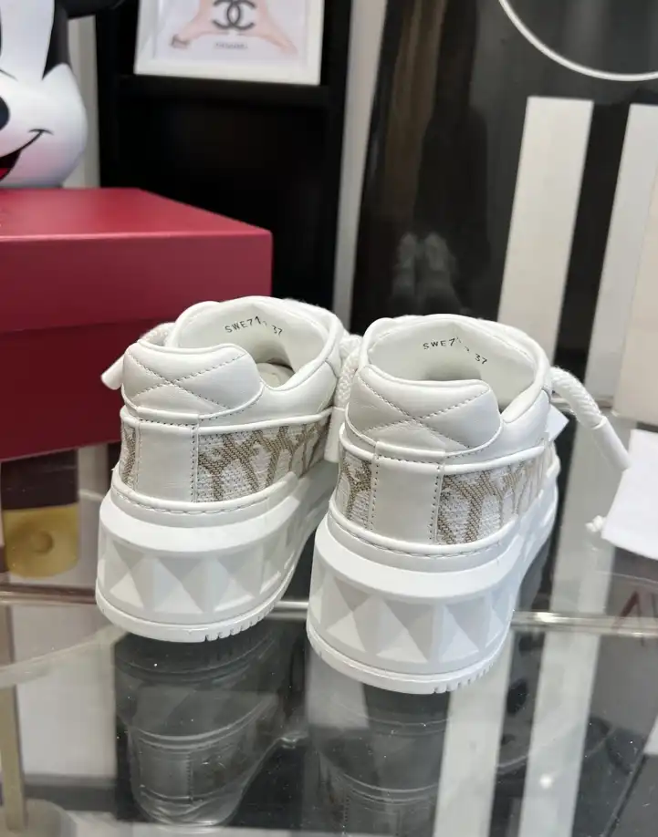 hype Valentino Casual Shoes