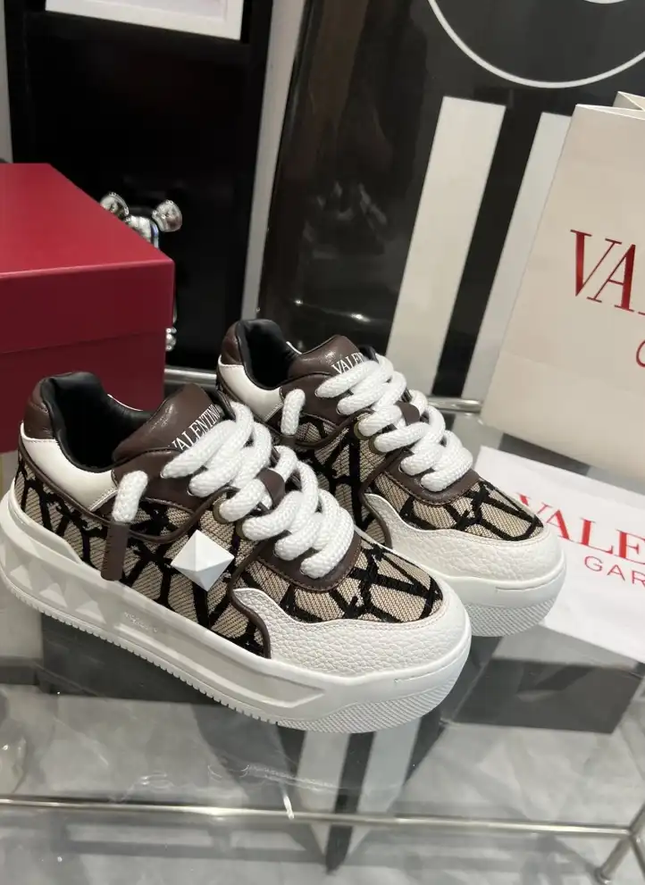 hype Valentino Casual Shoes