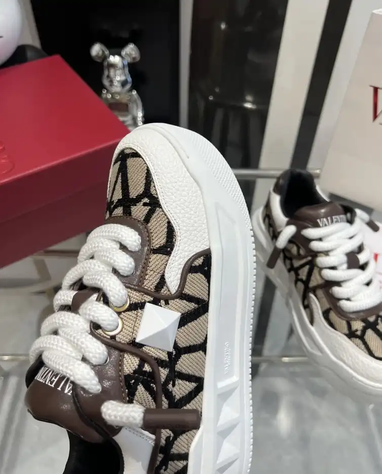 hype Valentino Casual Shoes