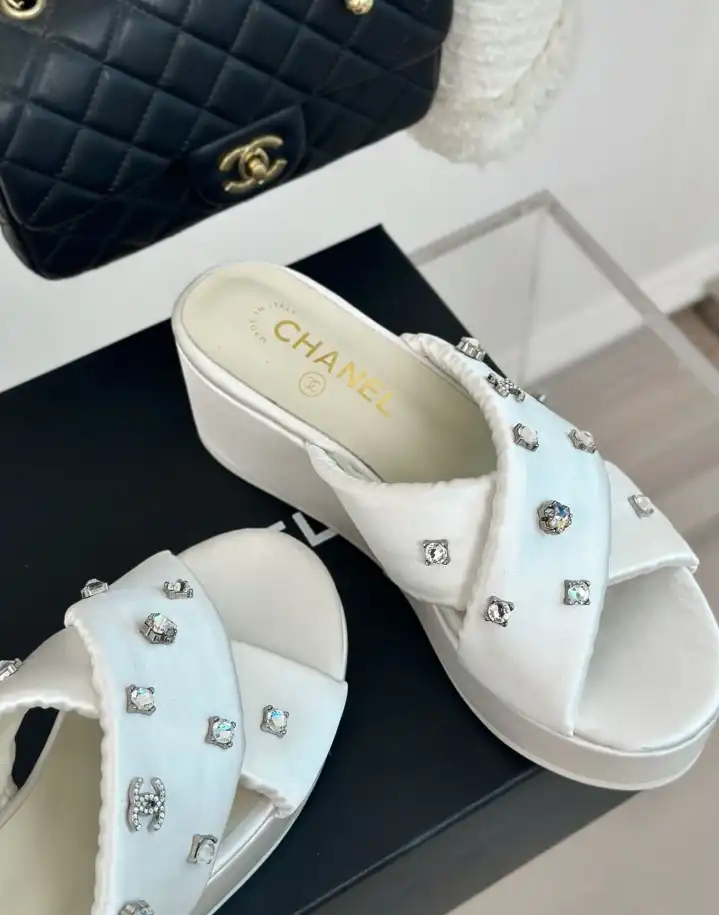 hype Chanel Slippers