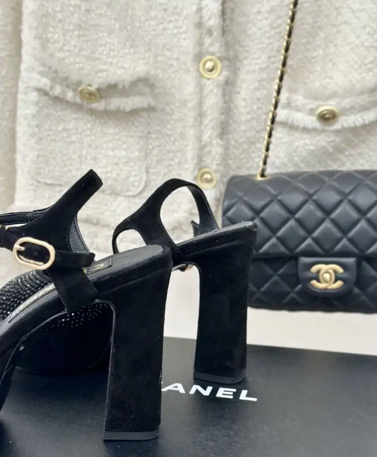 hype Chanel High Heels